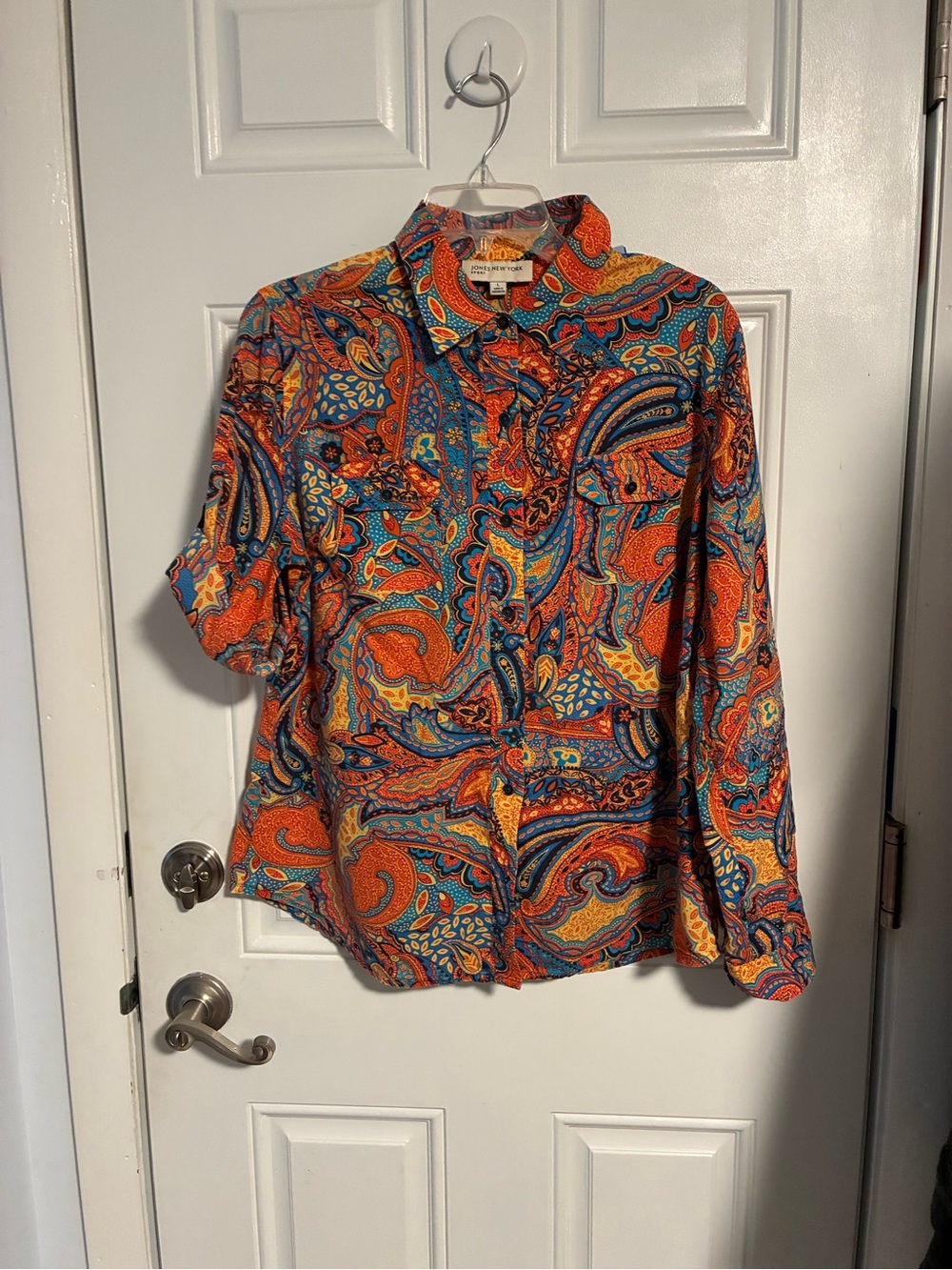 Jones New York Orange & Blue Paisley Button-Down Shirt